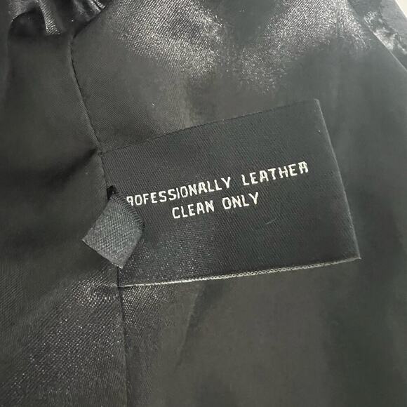 Vintage Y2K Guess Leather Bomber Jacket size Small Black Butter Soft Leather - Picture 11 of 13